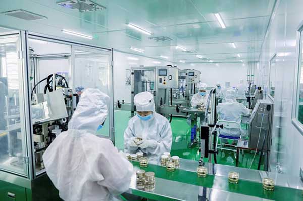 Nhà máy sản xuất dược phẩm