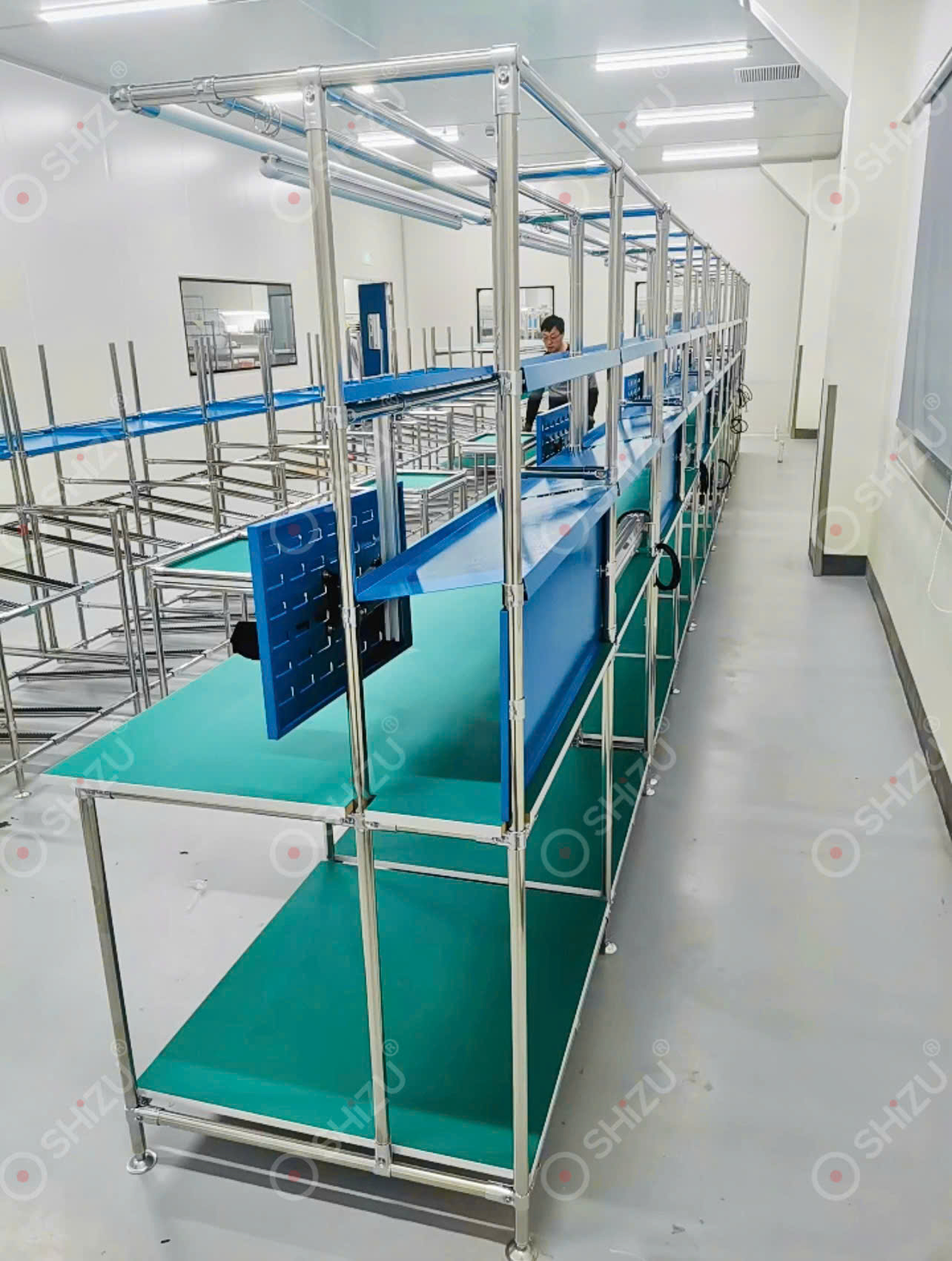 Bàn thao tác chống tĩnh điện SHiZU - bố trí công đoạn sản xuất 2